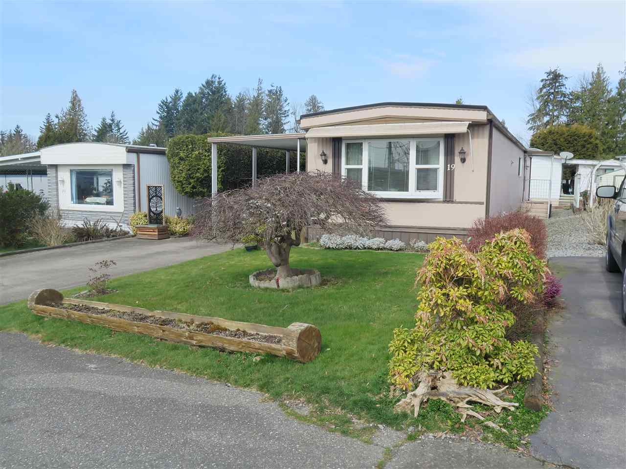 19 2035 Martens Street  