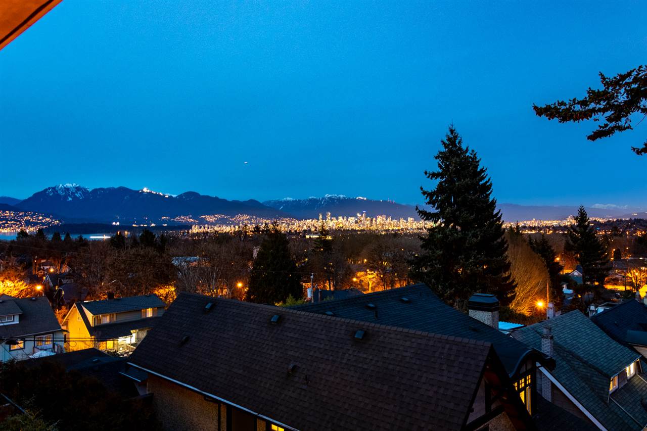 401 3595 W 26th Avenue  