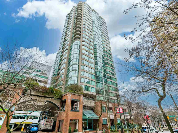 2102-888 Hamilton Street, Vancouver, BC, V6B 5W4