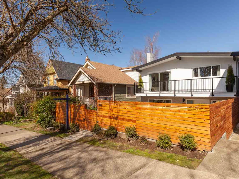 1951 E 3rd Avenue, Vancouver BC V5N 1H4