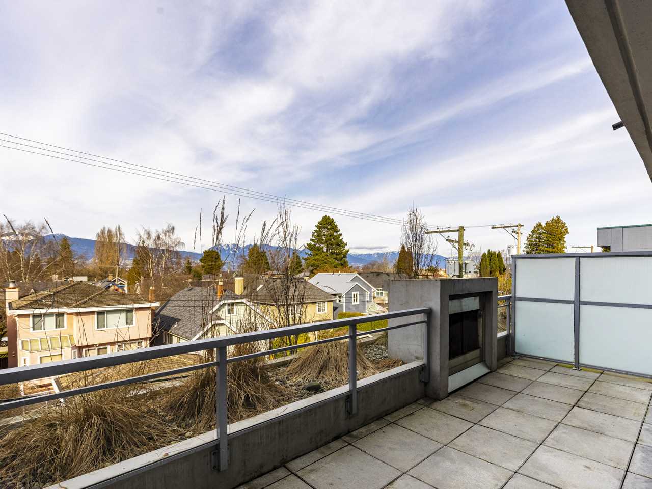 204-4375 W 10th Avenue, Vancouver, BC, V6R 2H6