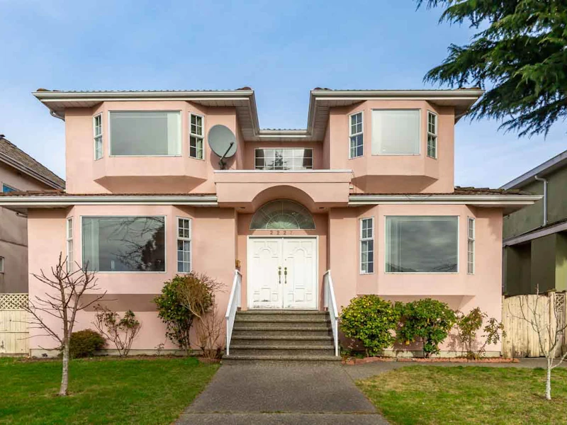 2227 E 61st Avenue, Vancouver BC V5P 2K5