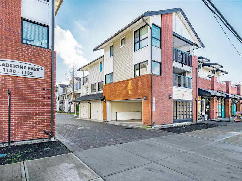 160 - 1132 Ewen Avenue, New Westminster BC V3M 5E4