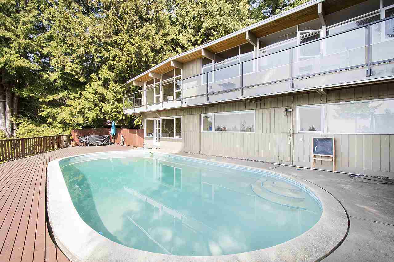 2750 Rosebery Avenue, West Vancouver, BC, V7V 3A2