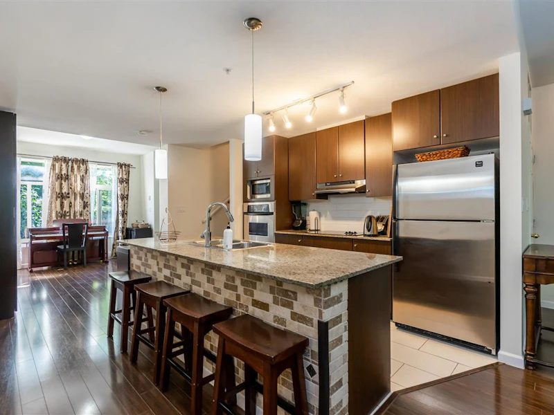 14 - 10066 153rd Street, Surrey BC V3R 4M3