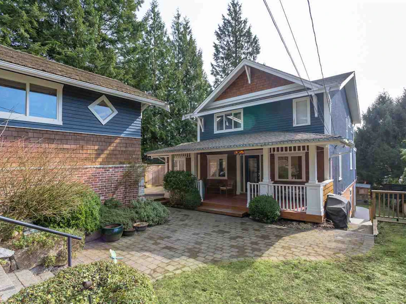1639 Langworthy Street, North Vancouver BC V7K 1N4