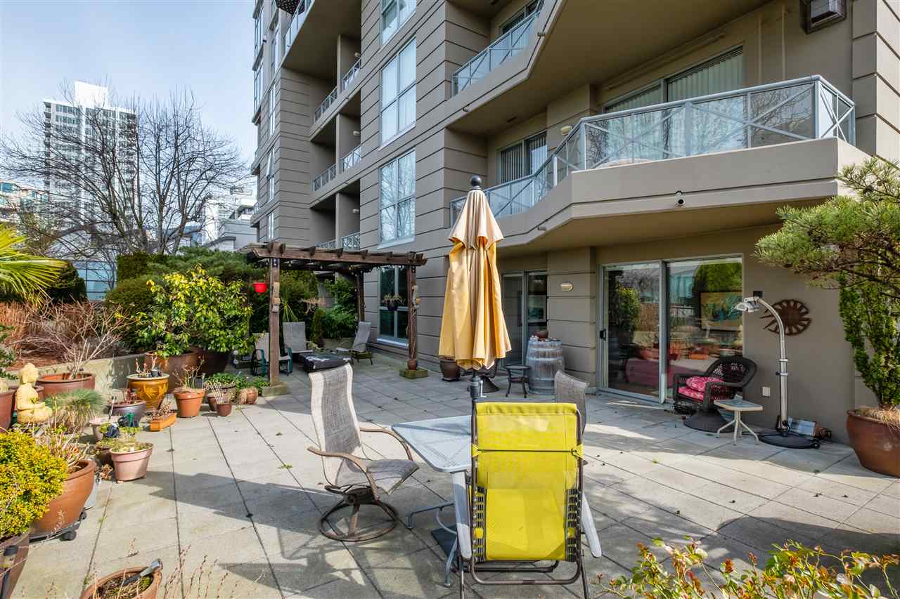 310-160 E 13th Street, North Vancouver, BC, V7L 2L5