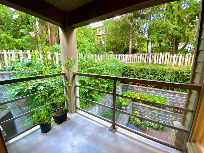 415 - 9319 University Crescent, Burnaby BC V5A 4Y5