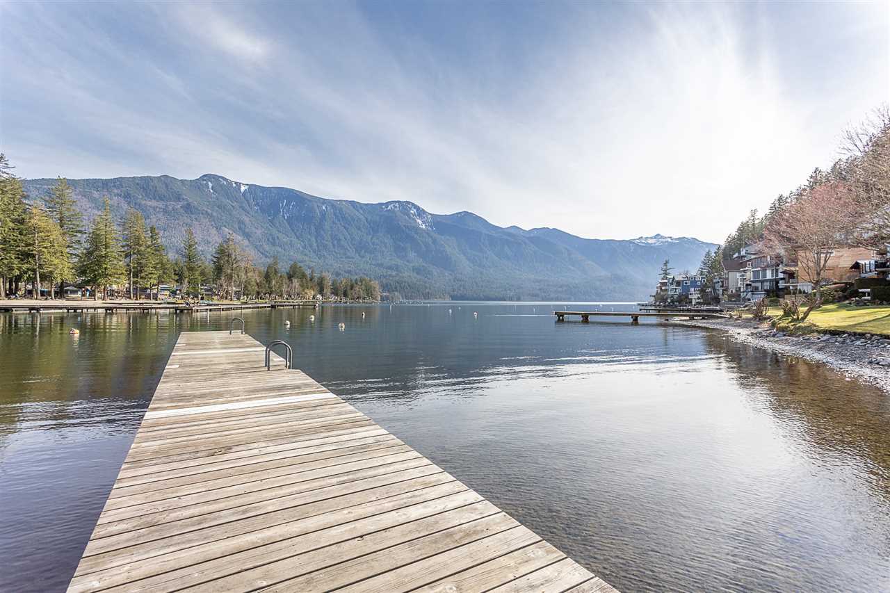 206 Lakeshore Drive, Cultus Lake, BC, V2R 5A1