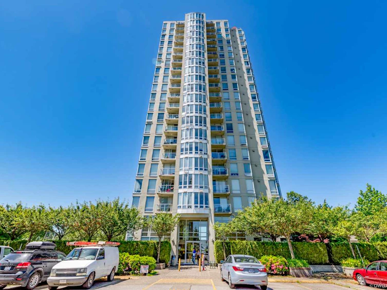 201-14820 104 Avenue, Surrey, BC, V3R 0V9