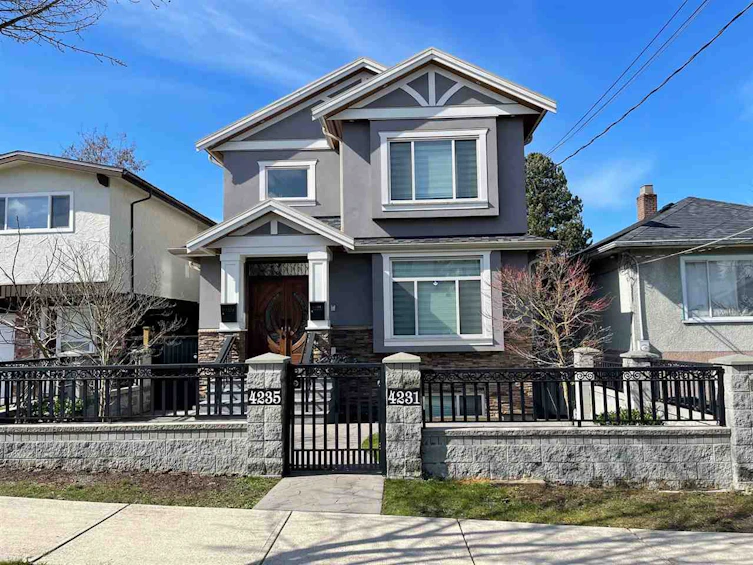 4231 Brant Street, Vancouver, BC, V5N 5B5