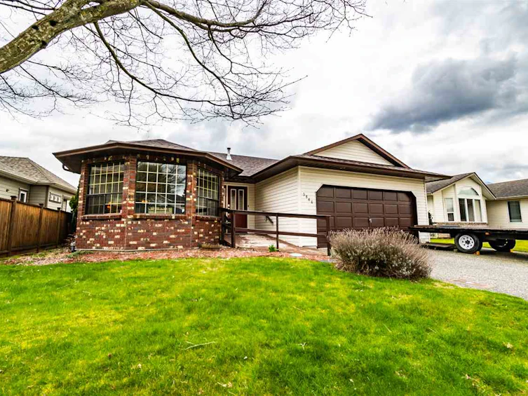 5866 Canterbury Drive, Chilliwack, BC, V2R 2Z1