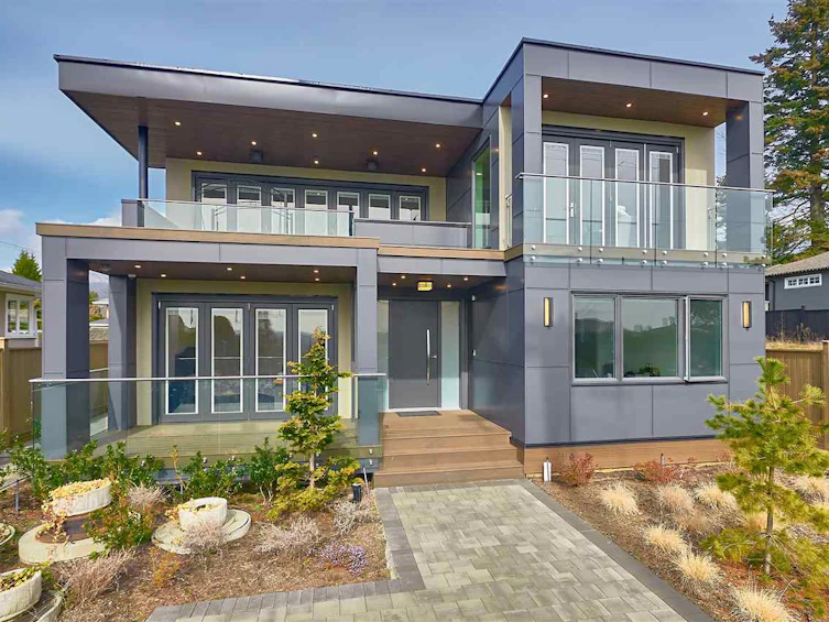 712 E Keith Road, North Vancouver, BC, V7L 1W7