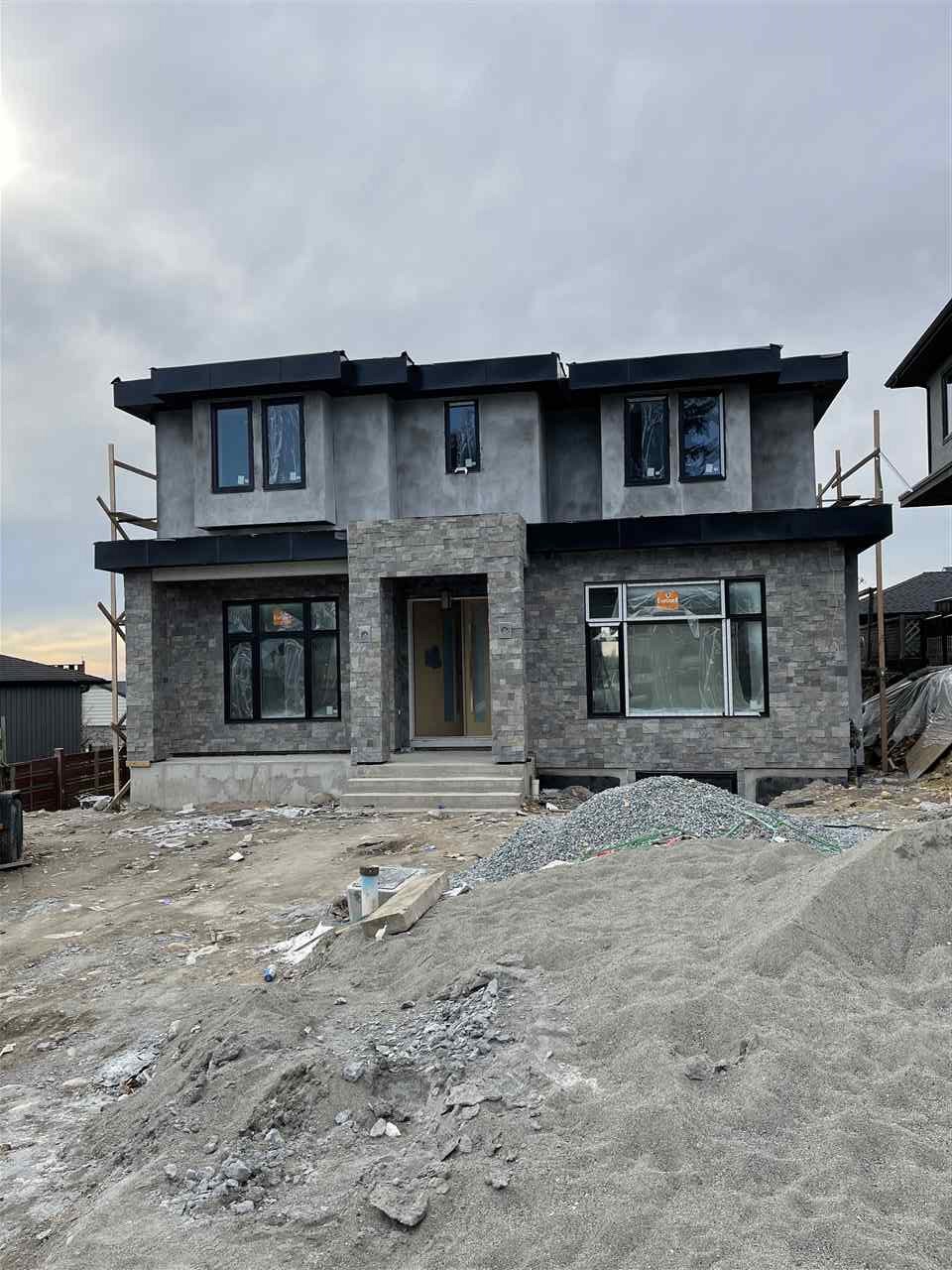 7957 Strathearn Avenue, Burnaby, BC, V5J 3Y4