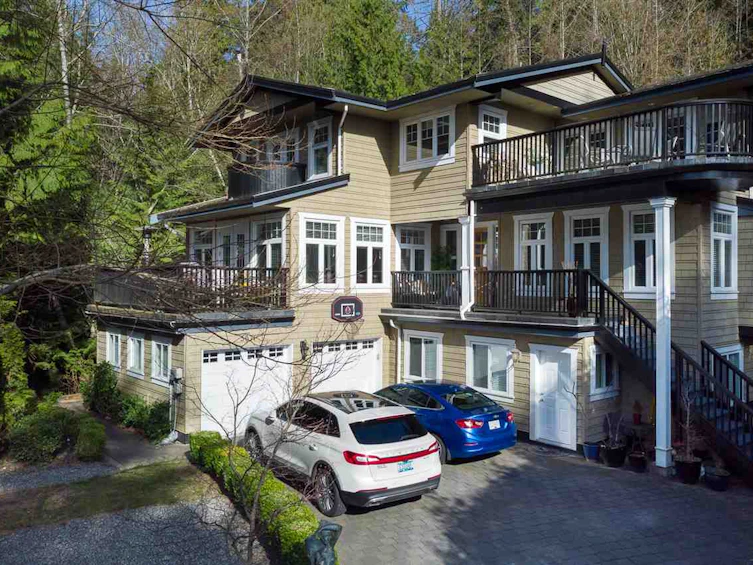 5671 Westport Road, West Vancouver, BC, V7W 1V3