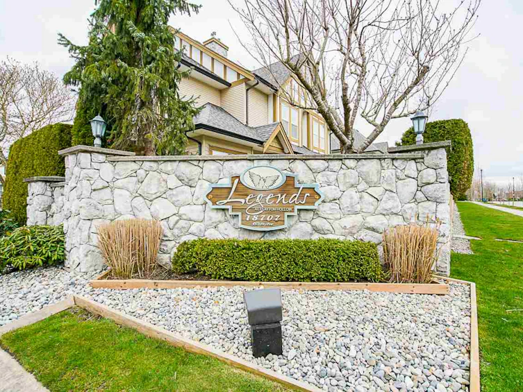 55-18707 65 Avenue, Surrey, BC, V3S 9H2