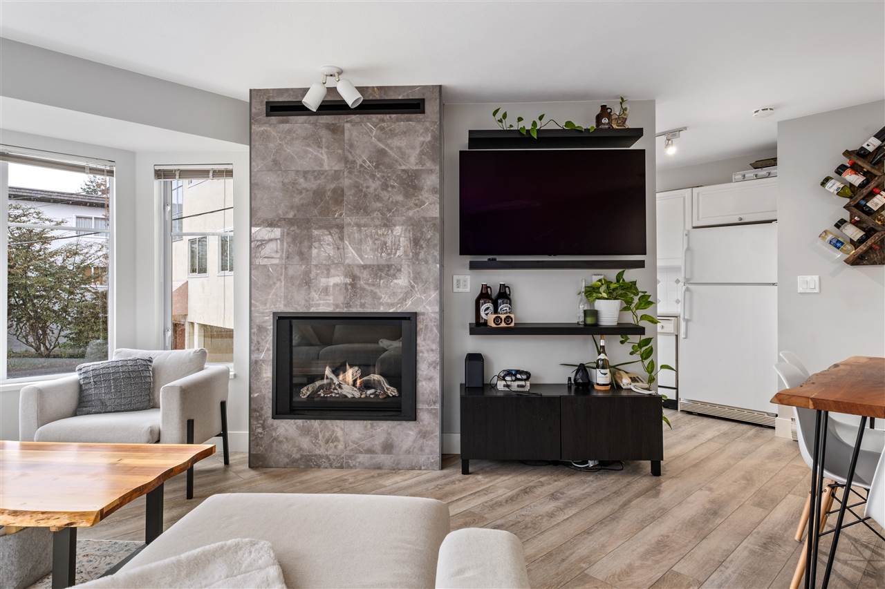 103-131 W 20th Street, North Vancouver, BC, V7M 1Y2