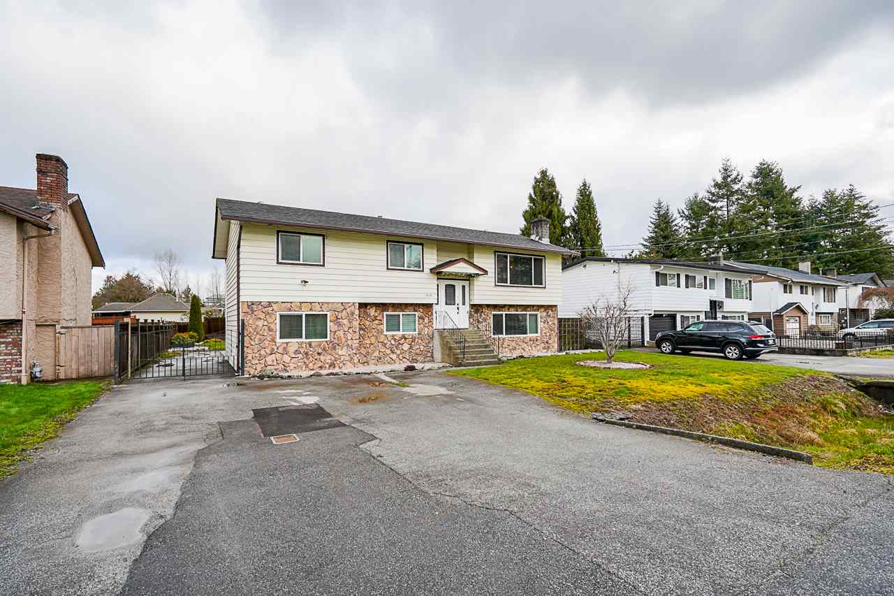 14145 101 Avenue, Surrey, BC, V3T 1L7