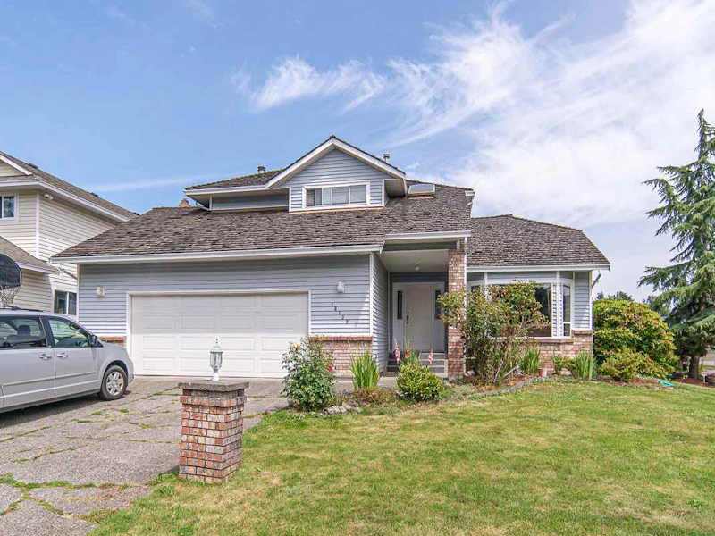16739 79a Avenue, Surrey BC V4N 0J1