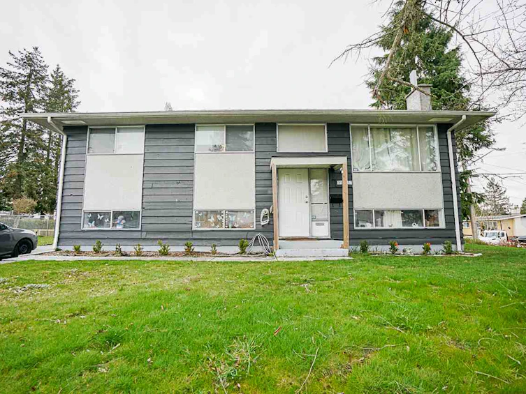 12485 96a Avenue, Surrey, BC, V3V 2B1