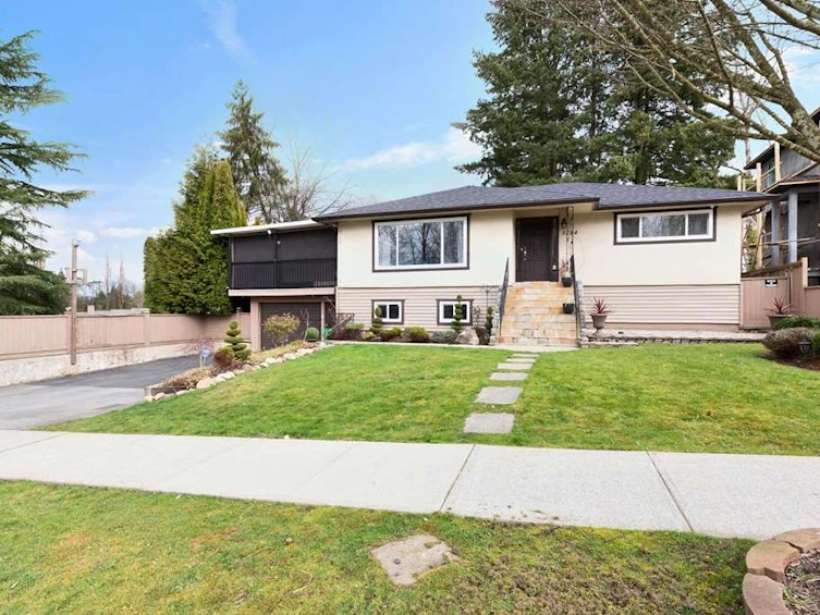 5284 Claude Avenue, Burnaby, BC, V5E 2M5