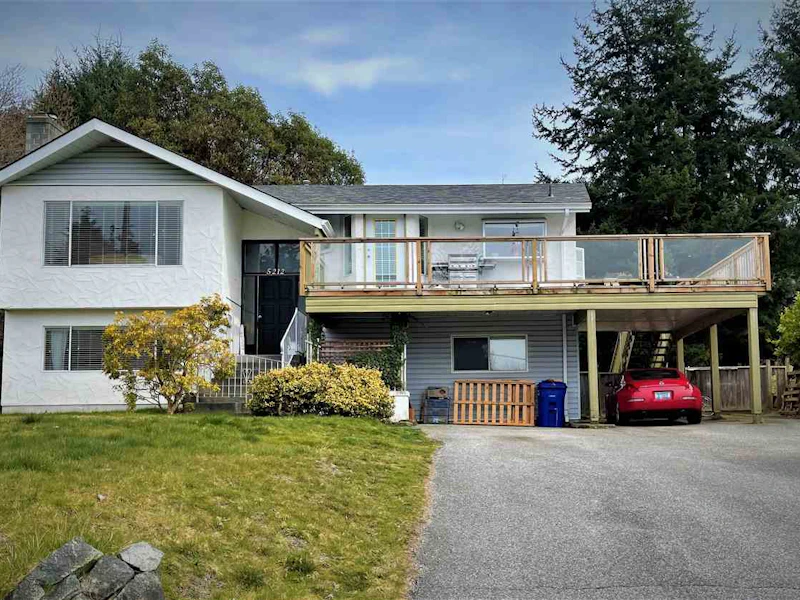 5212 Radcliffe Road, Sechelt BC