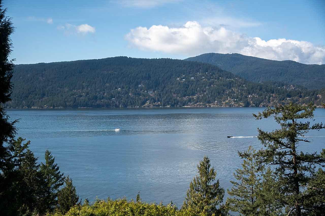 6177 Nelson Avenue, West Vancouver, BC, V7W 2A1