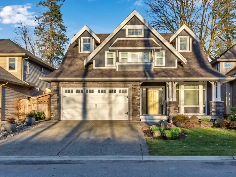9770 204th Street, Langley BC V1M 0A1