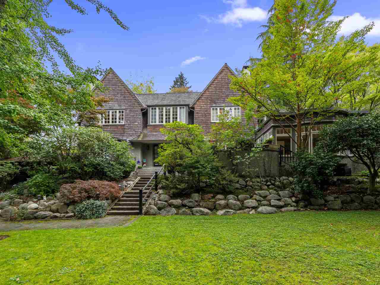 6268 Collingwood Street, Vancouver, BC, V6N 1T6