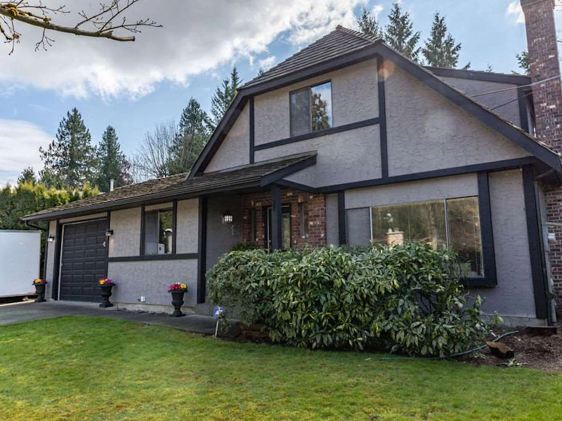 2437 Woodstock Drive, Abbotsford BC V3G 2B6