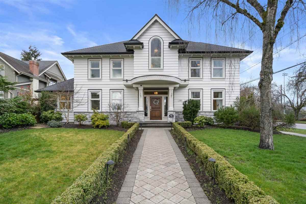 101 College Court New Westminster Bc House For Sale Rew