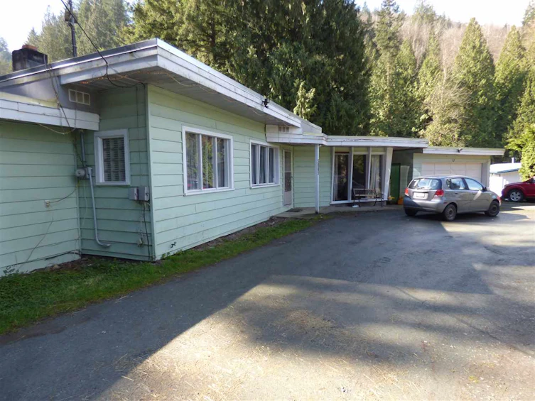 5005 Cultus Lake Road, Cultus Lake, BC, V2R 4C6