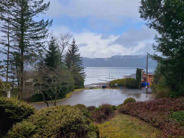 7482 Rockwell Place, Harrison Hot Springs, BC, V0M 1A0
