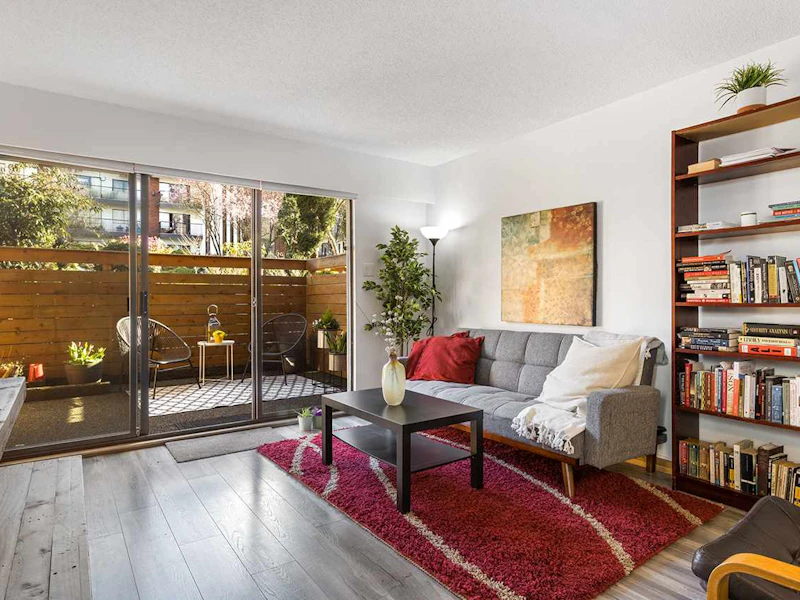 2 - 137 E 5th Street, North Vancouver BC V7L 1L3