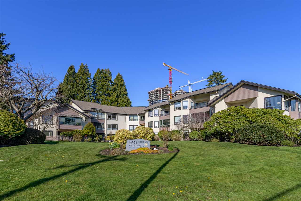 206 14957 Thrift Ave  