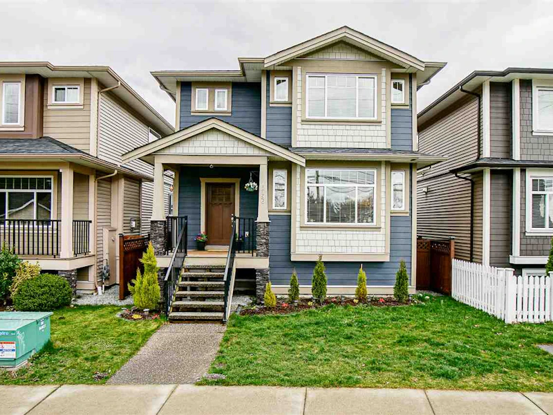 12136 203rd Street, Maple Ridge BC V2X 4V4