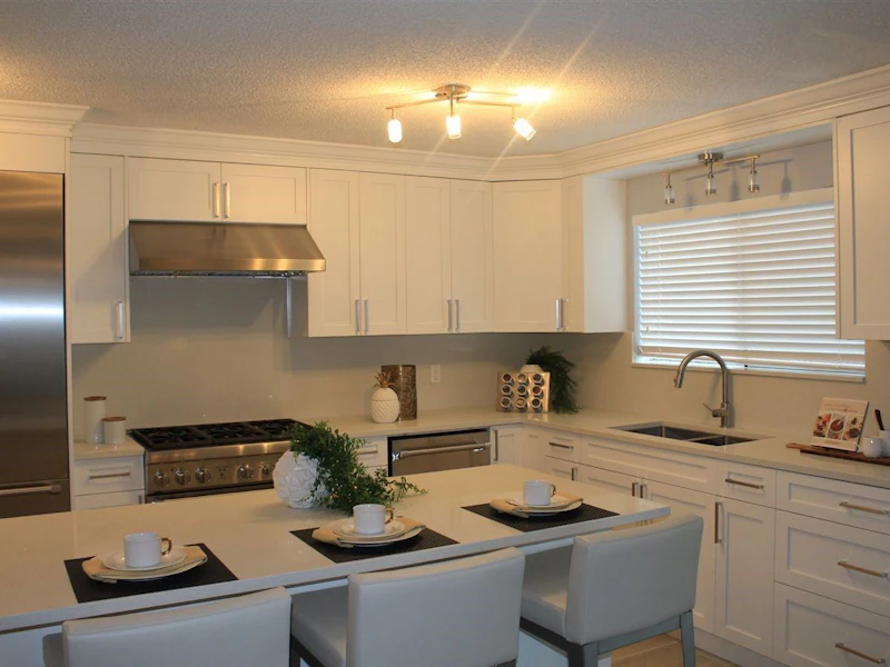 13769 Marine Drive, Surrey BC V4B 1A3