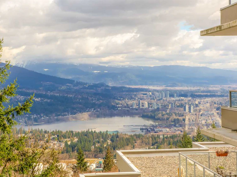 704-9288 University Crescent, Burnaby, BC, V5A 4X7