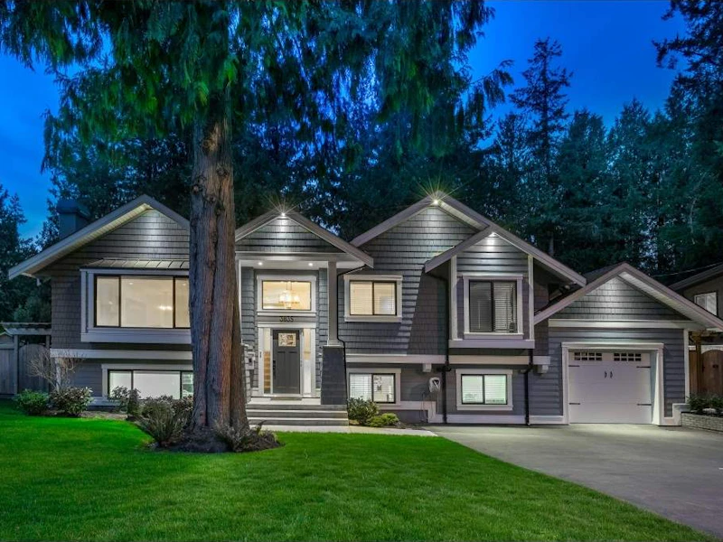 3835 201a Street, Langley BC V3A 1R1