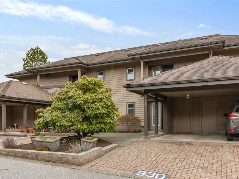 930 Roche Point Drive, North Vancouver BC V7H 2T6