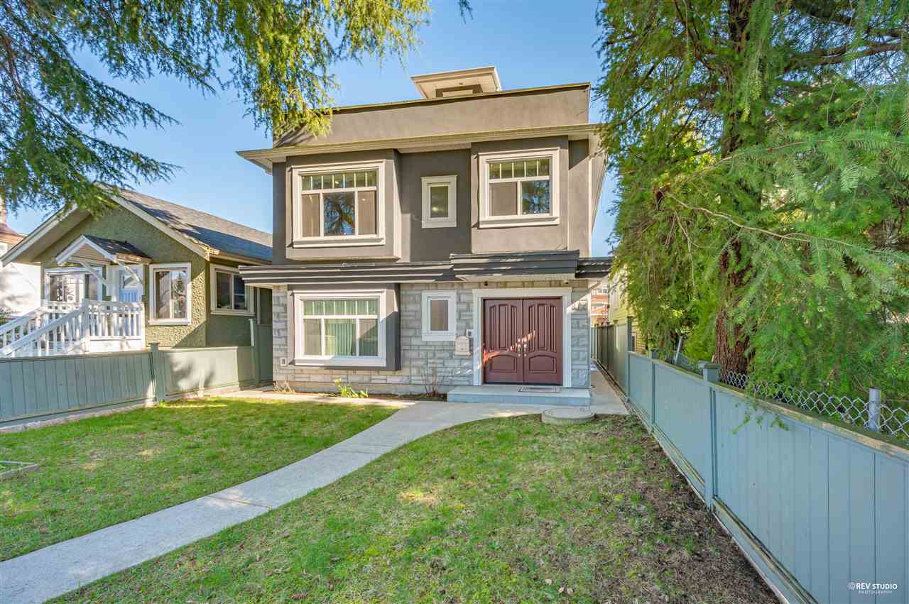 4762 Reid Street, Vancouver, BC, V5R 3Y8