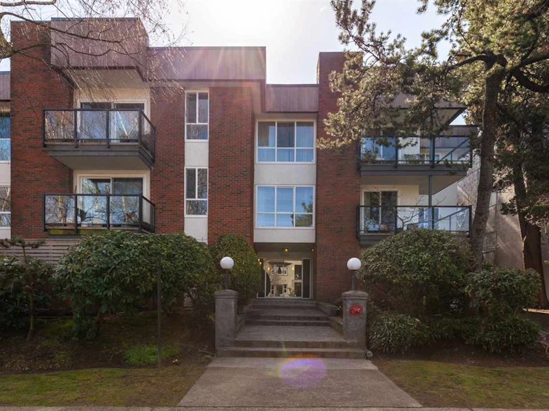 204 - 1640 W 11th Avenue, Vancouver BC V6J 2B9