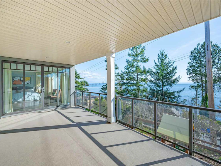 14436 Sunset Drive, Surrey, BC, V4B 2V8