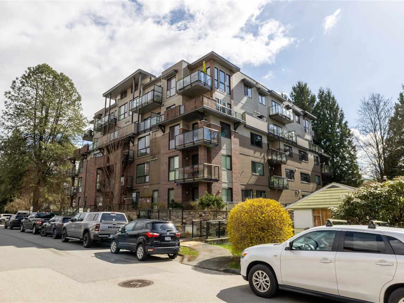 302 - 2214 Kelly Avenue, Port Coquitlam BC V3C 0E5