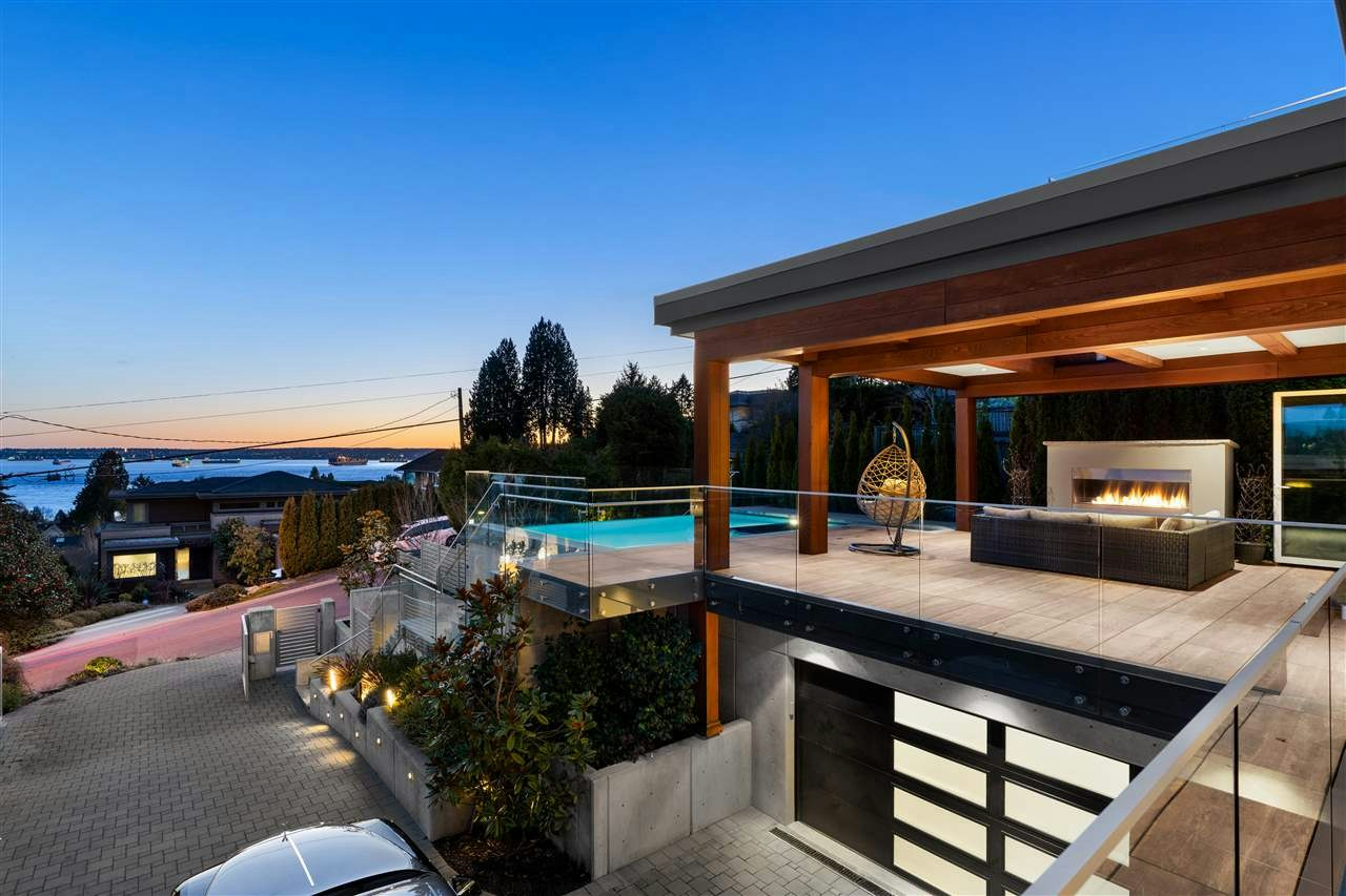 2545 Mathers Avenue, West Vancouver, BC, V7V 2J2
