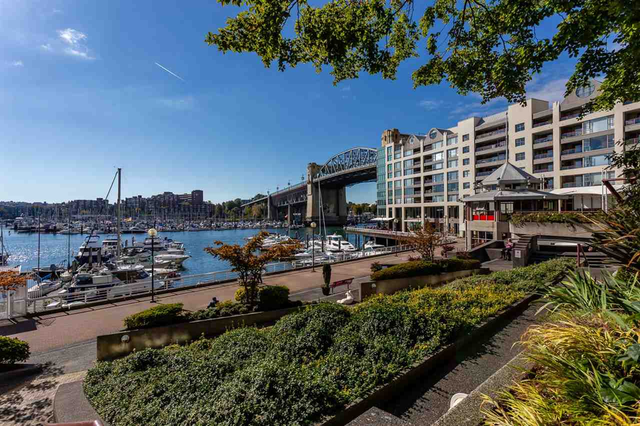 605-1006 Beach Avenue, Vancouver, BC, V6E 1T7
