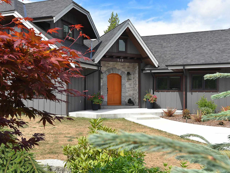 519 Harry Road, Gibsons, BC, V0N 1V5