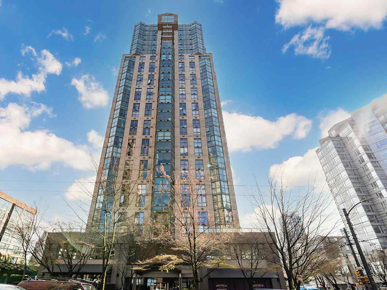 2205-1188 Howe Street, Vancouver, BC, V6Z 2S8