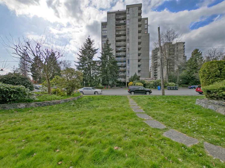 903-6759 Willingdon Avenue, Burnaby, BC, V5H 3Y9