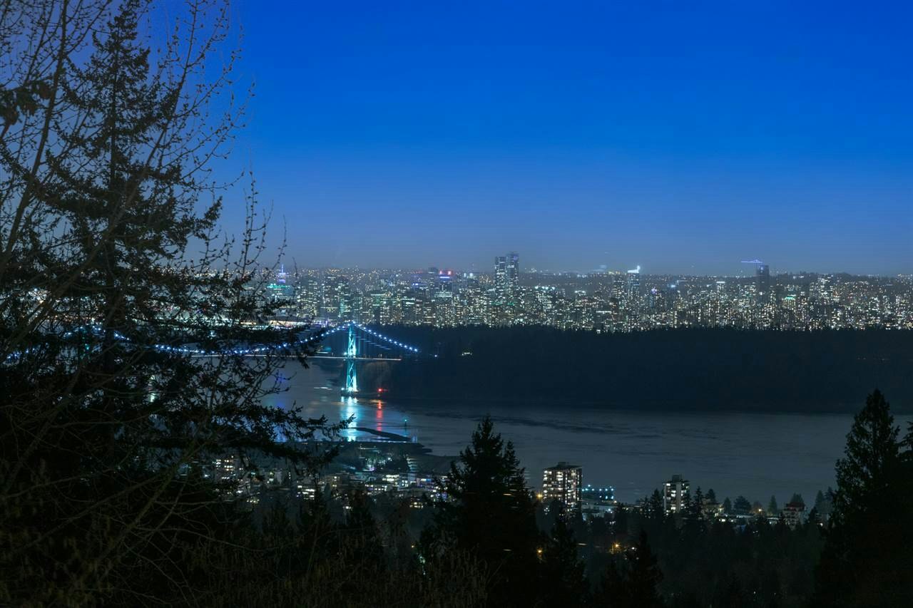 2548 Westhill Close, West Vancouver, BC, V7S 3E6